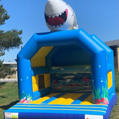 Shark hoppeborg udlejning